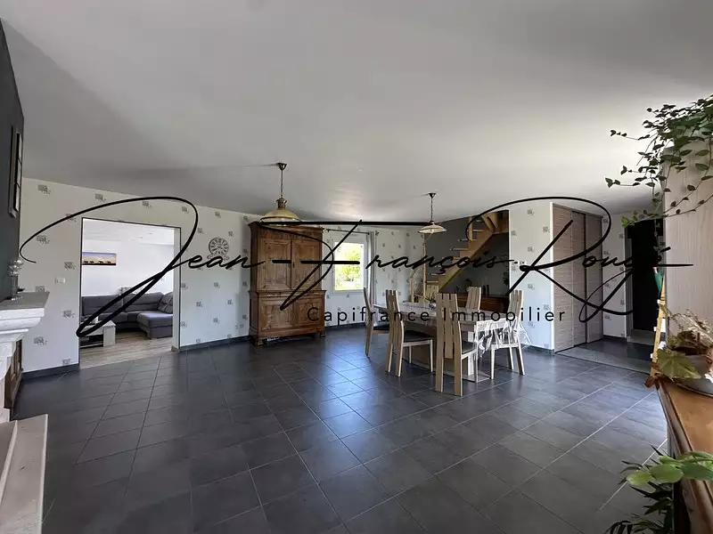 Maison, 190 m²