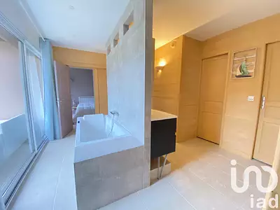 Maison, 243 m²
