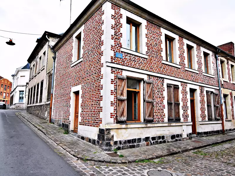 Immeuble, 105 m²