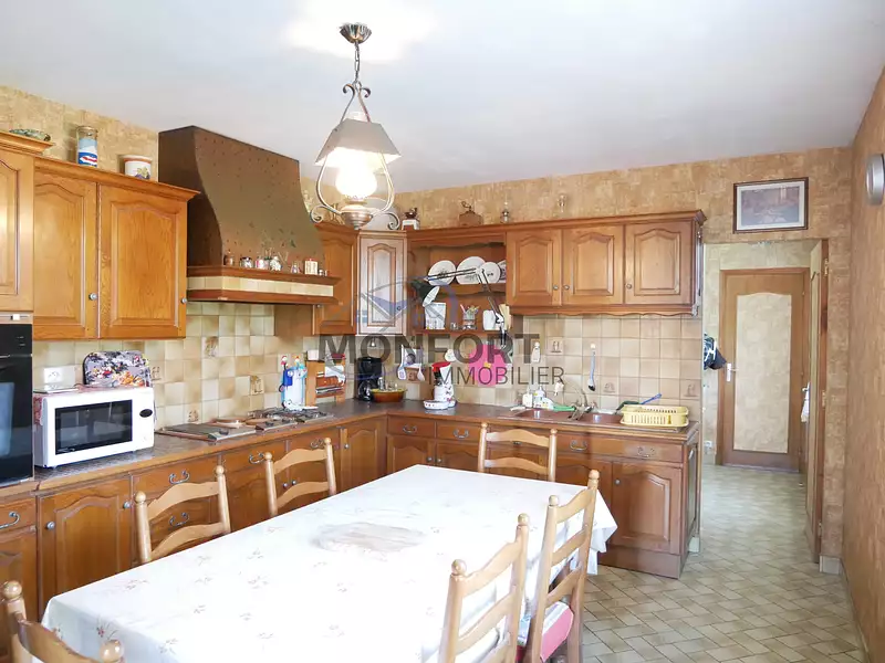 Maison, 141 m²