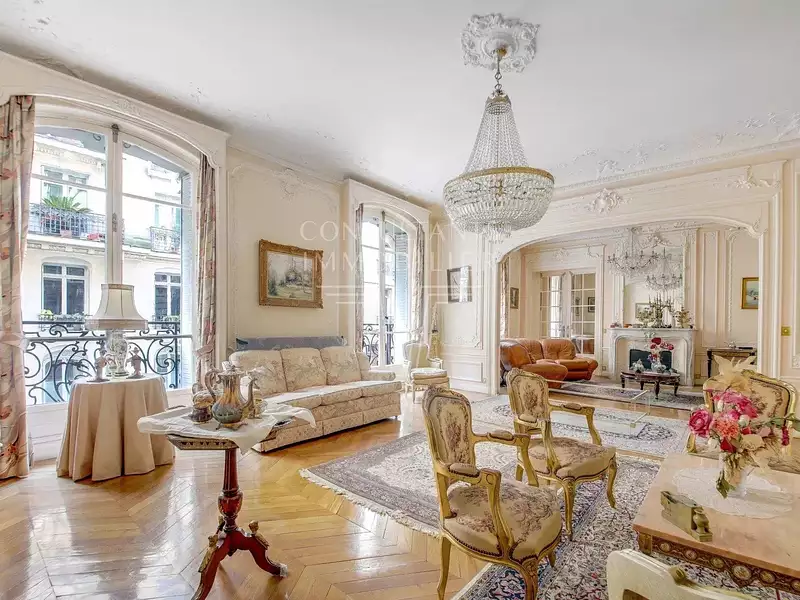 Appartement, 240 m²