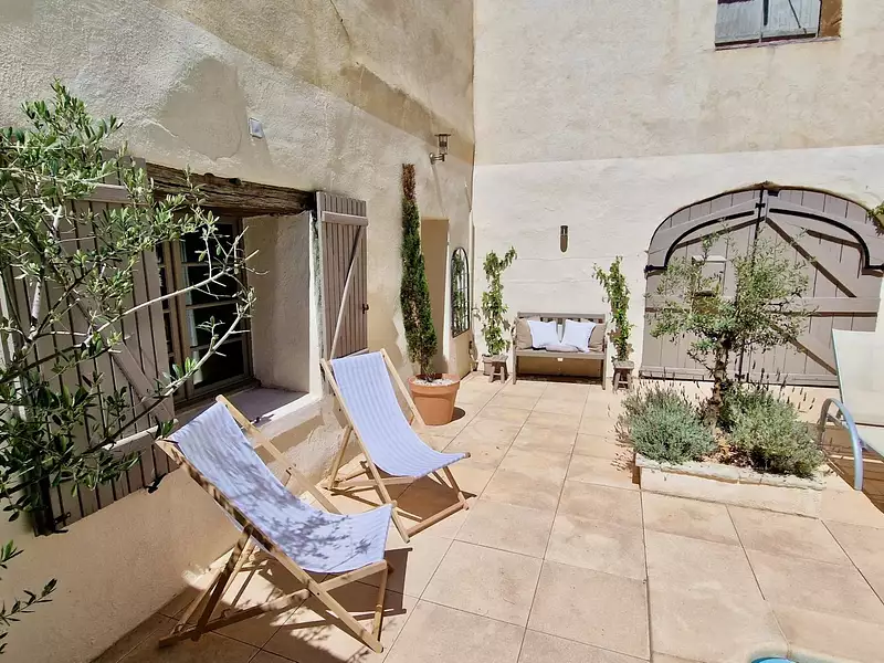 Maison, 220 m²