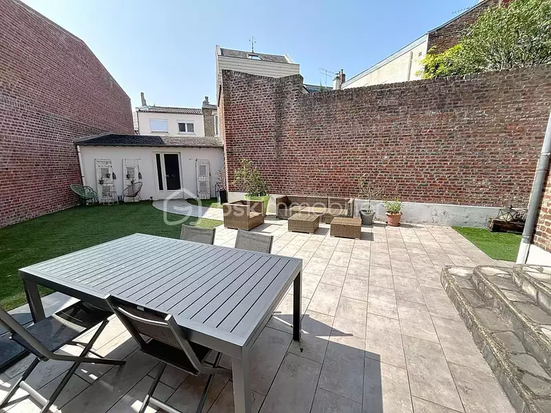 Maison, 176 m²