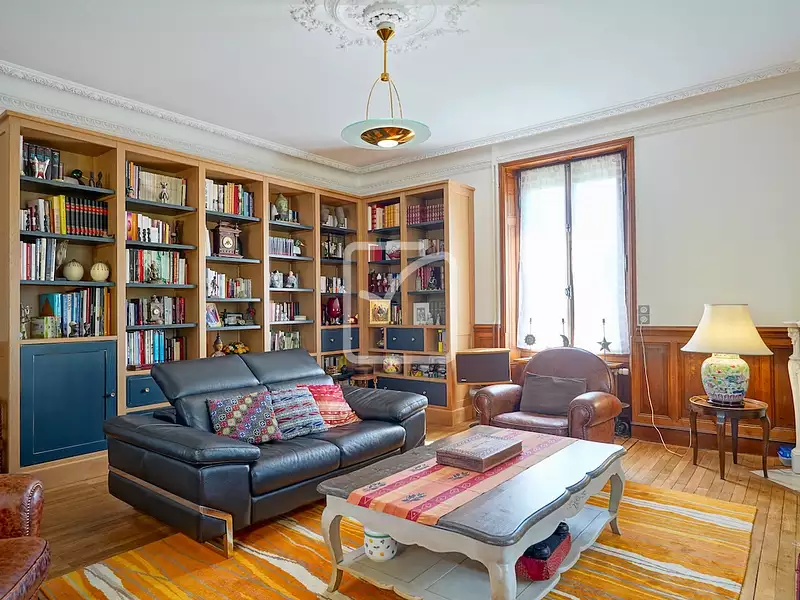 Maison, 310 m²