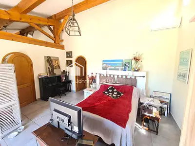 Maison, 230 m²
