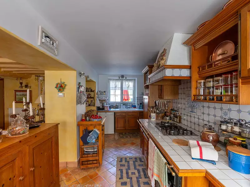 Maison, 305,32 m²