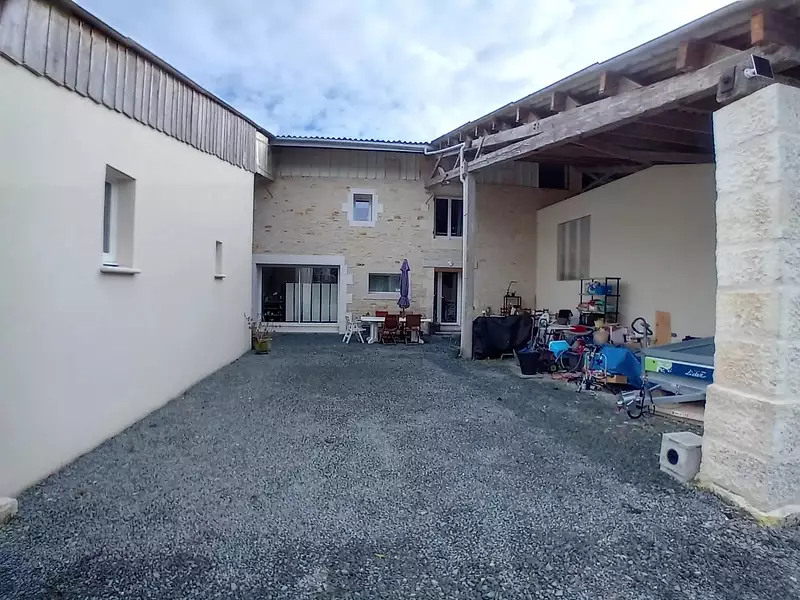 Maison, 150 m²