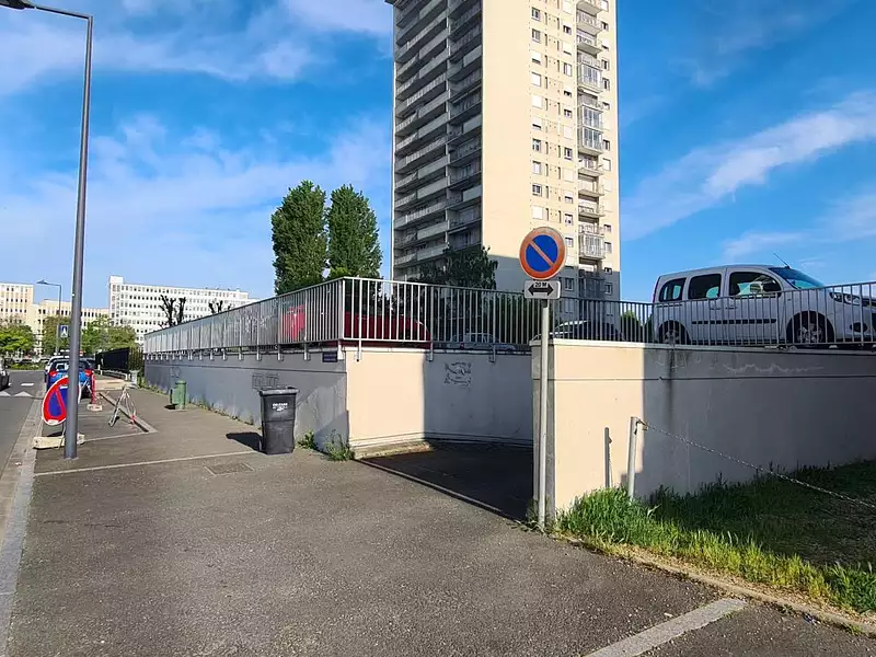 Parking, 12 m²
