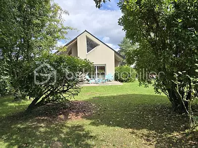 Maison, 280 m²