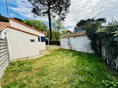Terrain, 251 m²
