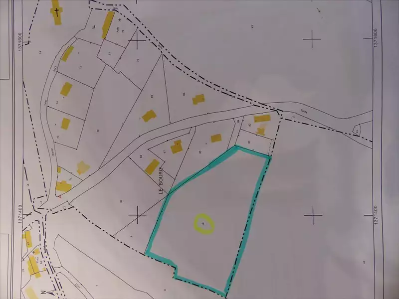 Terrain, 13 535 m²