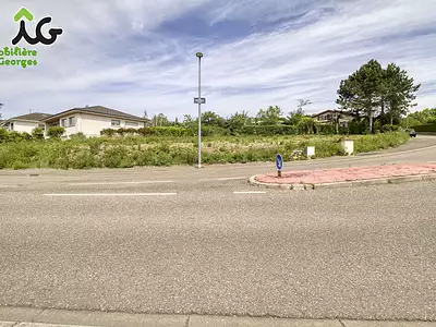 Terrain, 651 m²