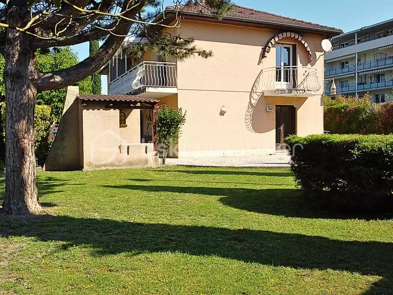 Maison, 174 m²