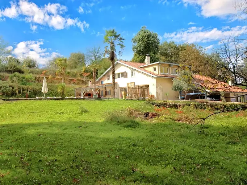 Maison, 262 m²
