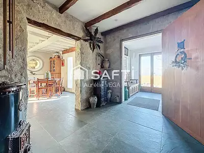 Maison, 268 m²