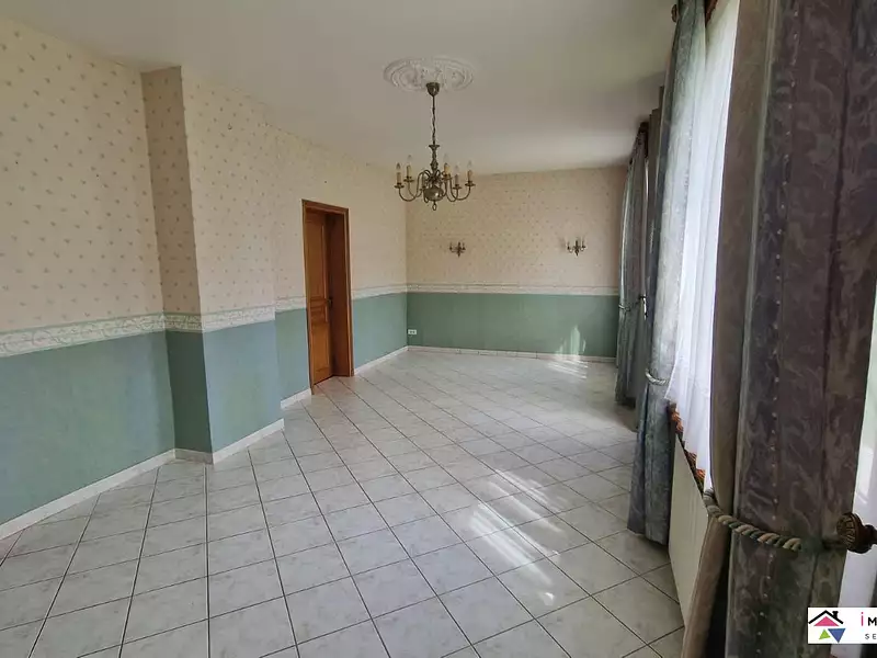 Maison, 156 m²