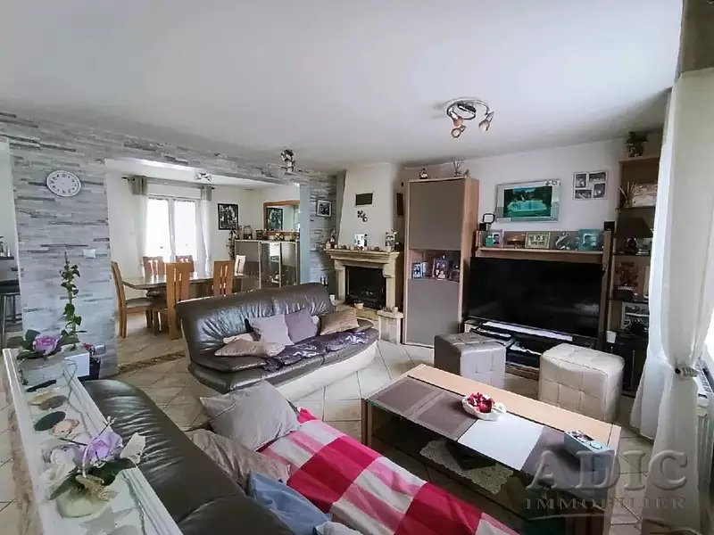 Maison, 105 m²