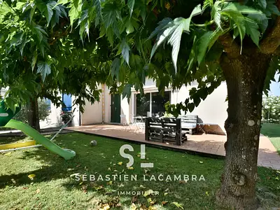 Maison, 162 m²