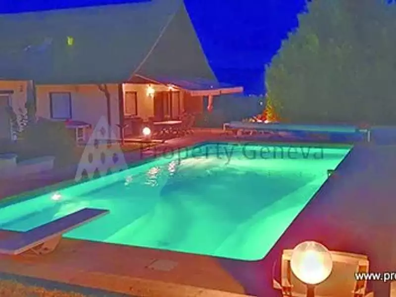 Maison, 196 m²