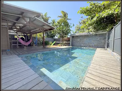 Maison, 246 m²