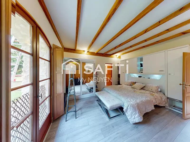 Maison, 327 m²