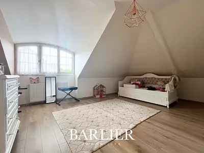 Maison, 211 m²