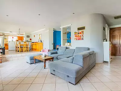 Maison, 195 m²