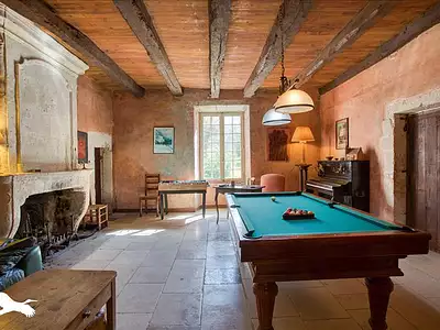 Maison, 550 m²