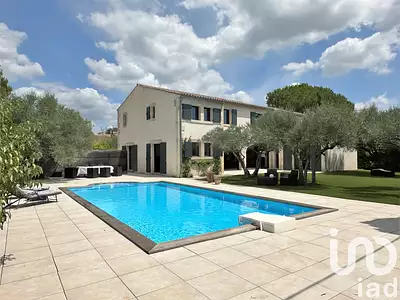 Maison, 280 m²