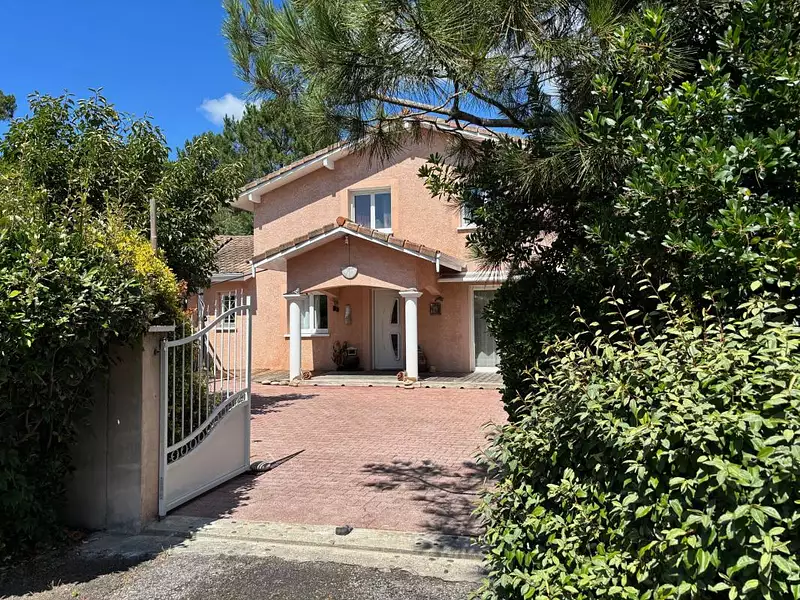 Maison, 175 m²