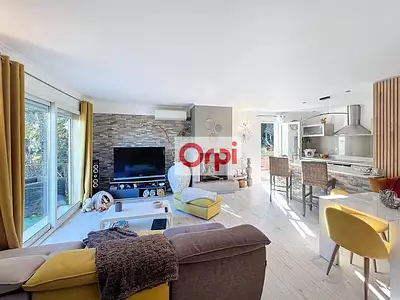 Maison, 156 m²