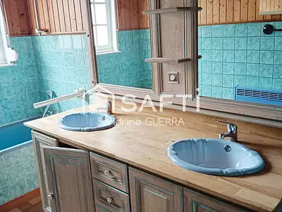 Maison, 215 m²