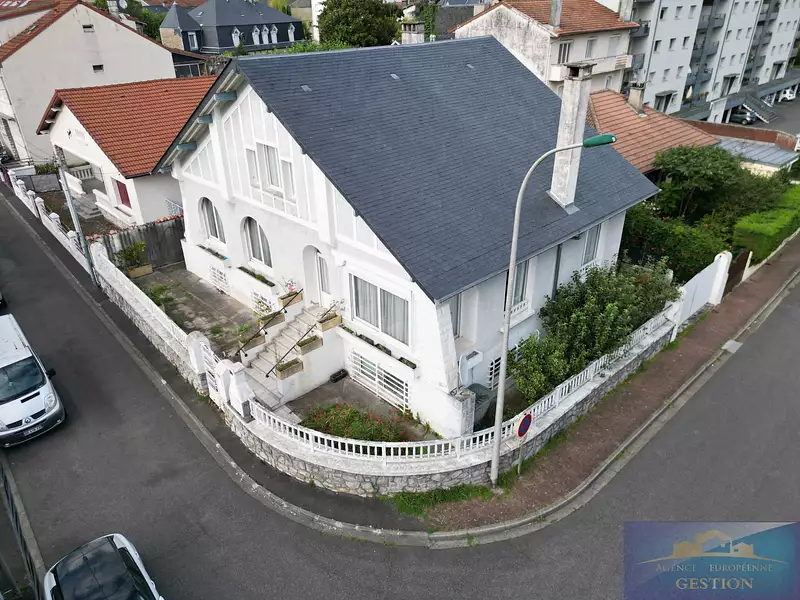 Maison, 178 m²