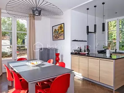 Maison, 213 m²