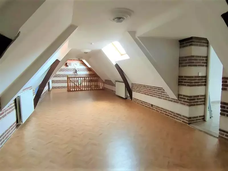 Maison, 270 m²