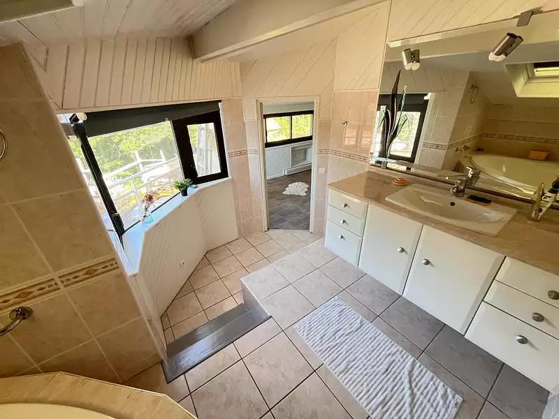 Maison, 210 m²