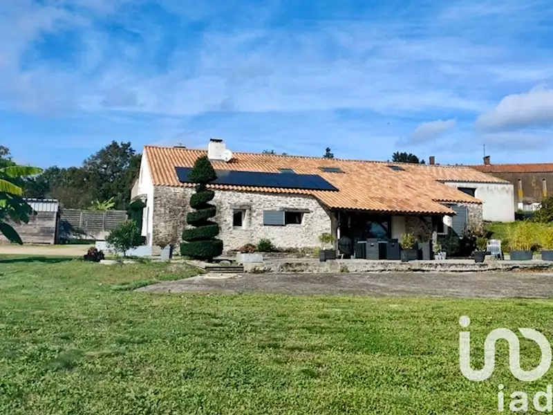 Maison, 212 m²