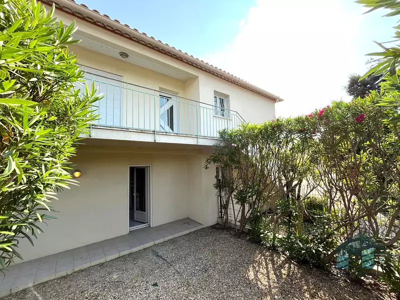 Maison, 210 m²
