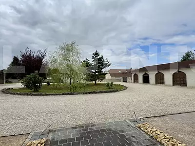 Maison, 215 m²