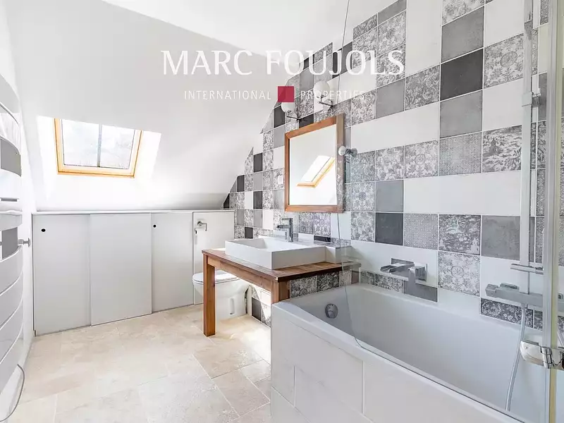 Maison, 200 m²
