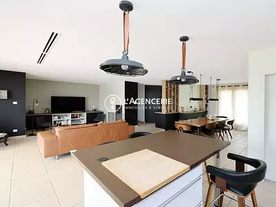 Maison, 153 m²