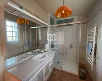 Maison, 230 m²