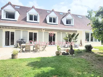 Maison, 241 m²