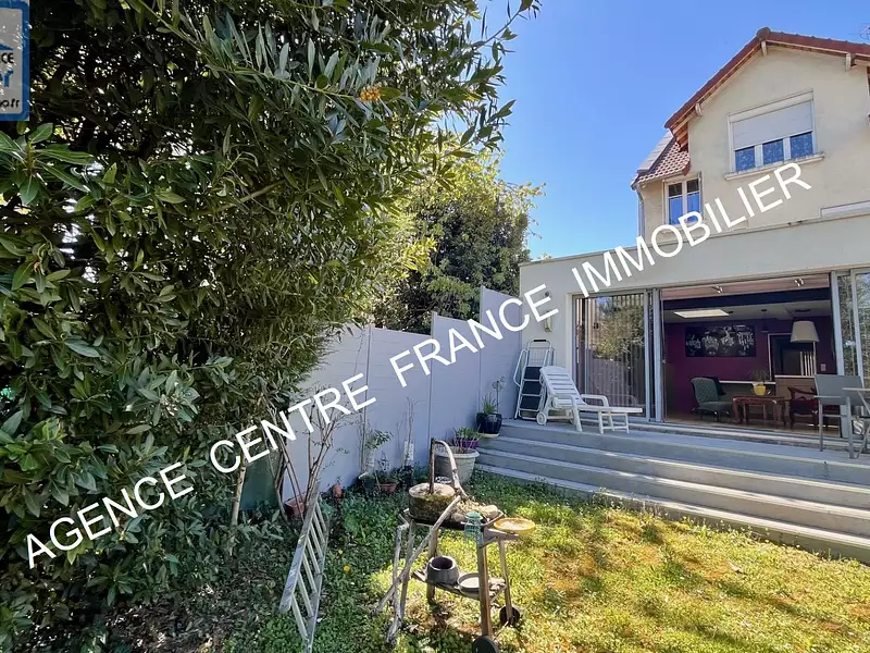Vente maison 5 pièces 132 m² Bourges (18000) - Superimmo