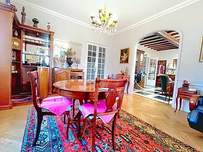 Maison, 282 m²