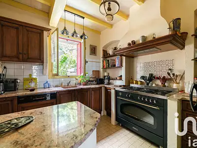 Maison, 285 m²