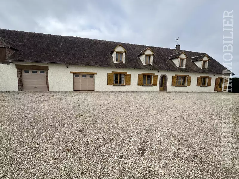 Maison, 251 m²