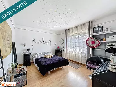 Maison, 260 m²