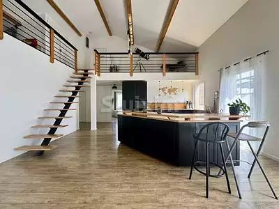 Maison, 169 m²