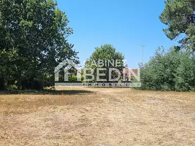 Terrain, 886 m²